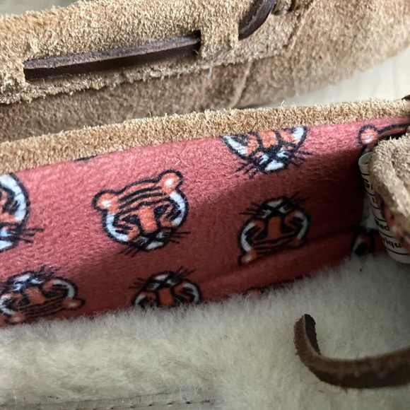 Kids UGG. Size US 2 unisex - Picture 9 of 9